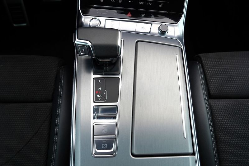 Audi A7 50 Tdi S-tronic/Q/Sline/B&O/ČR - fotka 34 z 48