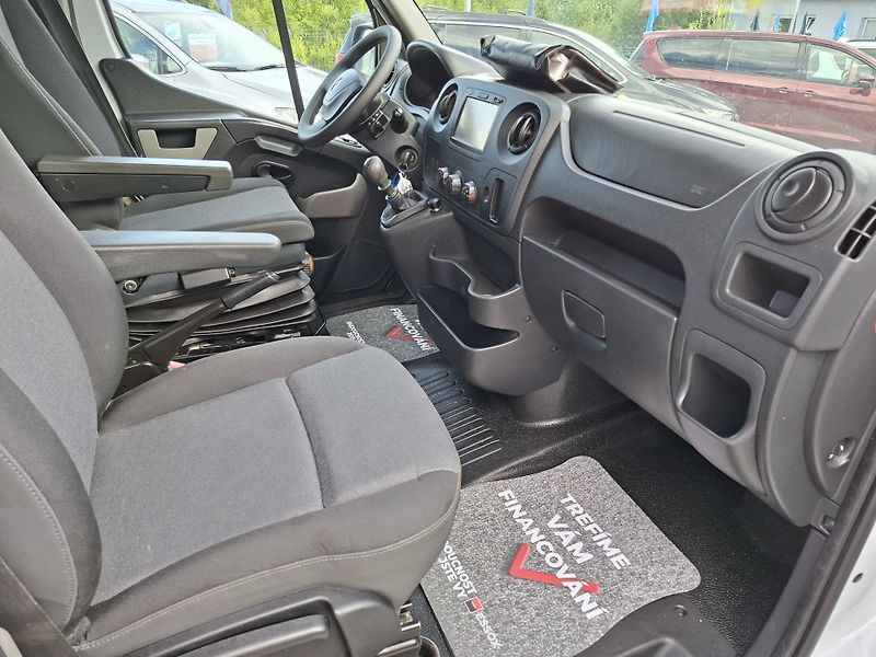 Renault Master (2019) 2.3DCi,Tupláky,tažné 3,5t, DPH - fotka 22 z 34