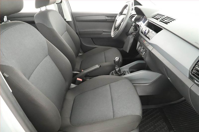 Škoda Fabia (2018) 1.0 TSI, ČR,1.maj, Serv.kniha - fotka 7 z 13