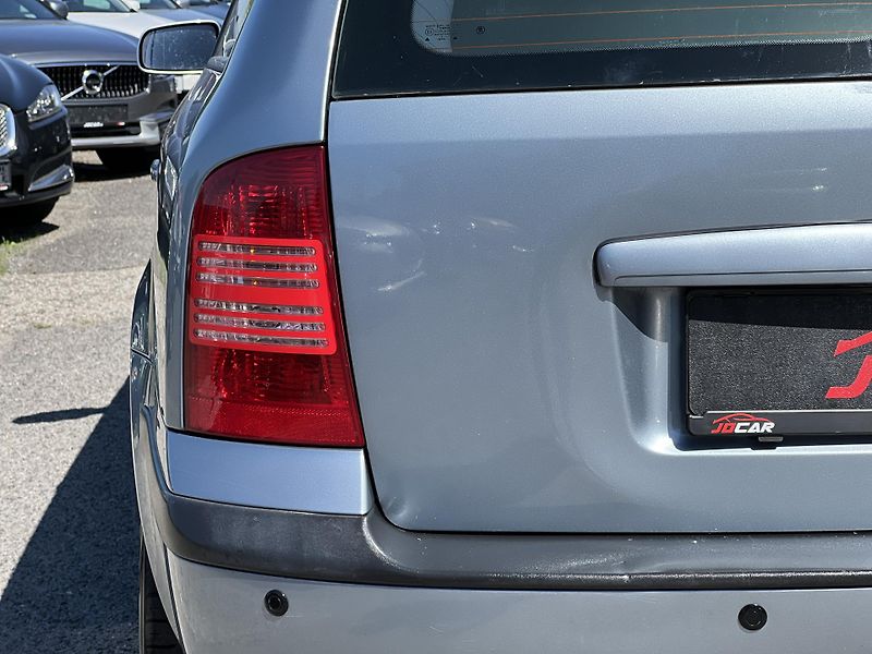 Škoda Octavia 1.9TDi 81kw ALU KLIMA - fotka 32 z 34