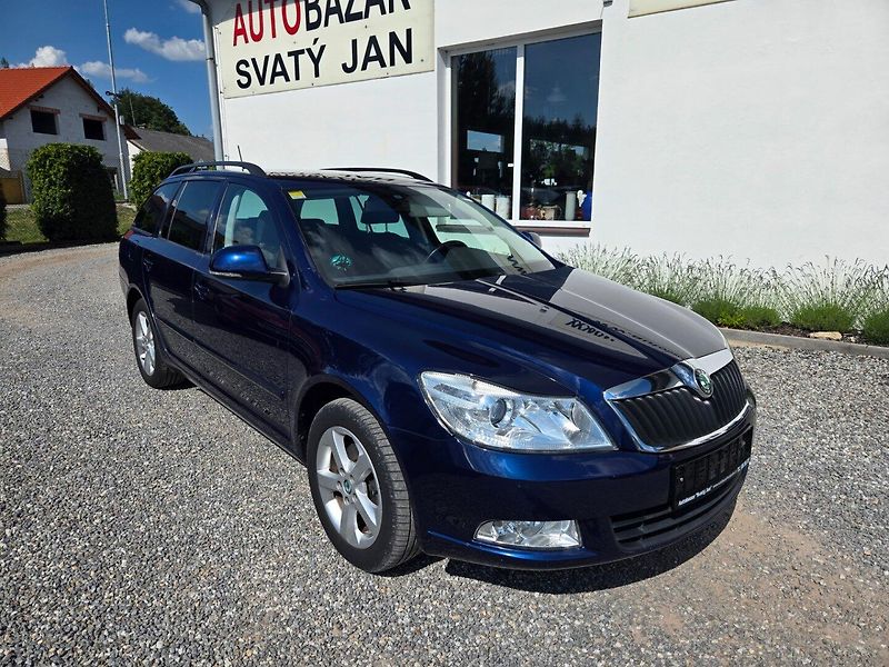 Škoda Octavia (2013) 2.0 TDI Serviska - fotka 2 z 31