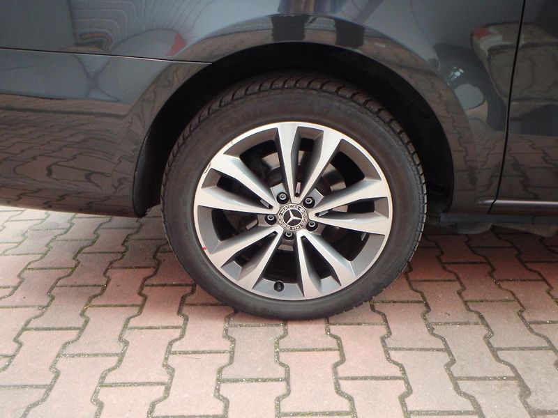 Mercedes-Benz Vito 119 CDI 4x4 Tourer SELECT  L - fotka 10 z 10