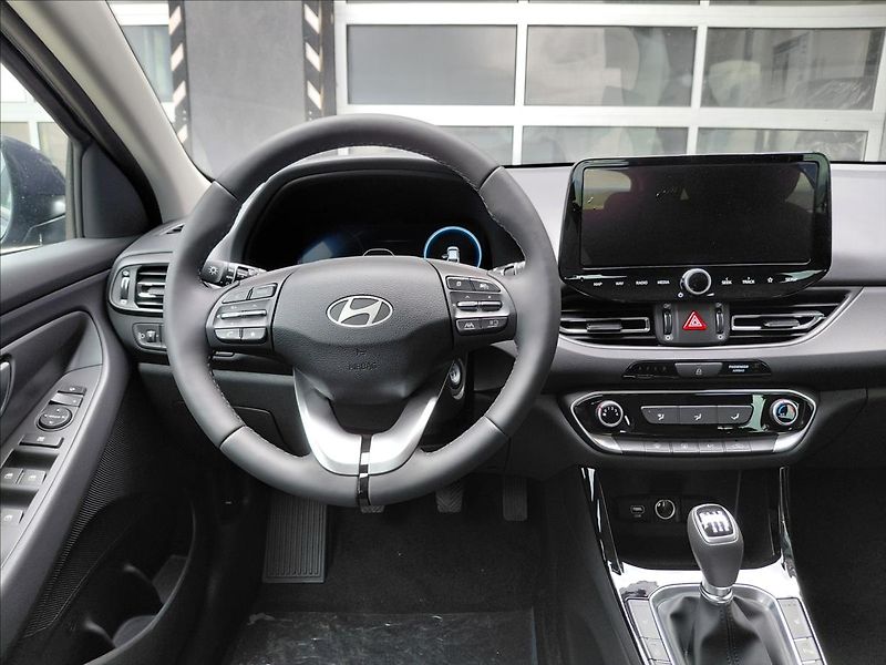 Hyundai i30 (2026) WG 26 1,0 T-GDI MT SMART - fotka 9 z 22