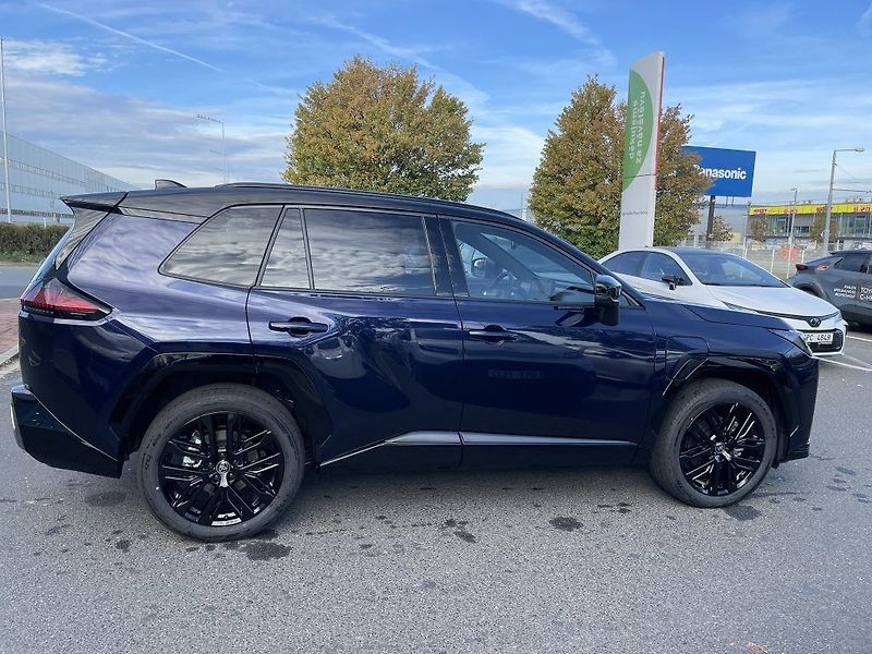 Toyota RAV4 2.5 Plug-in Hybrid 4x4 - fotka 3 z 32