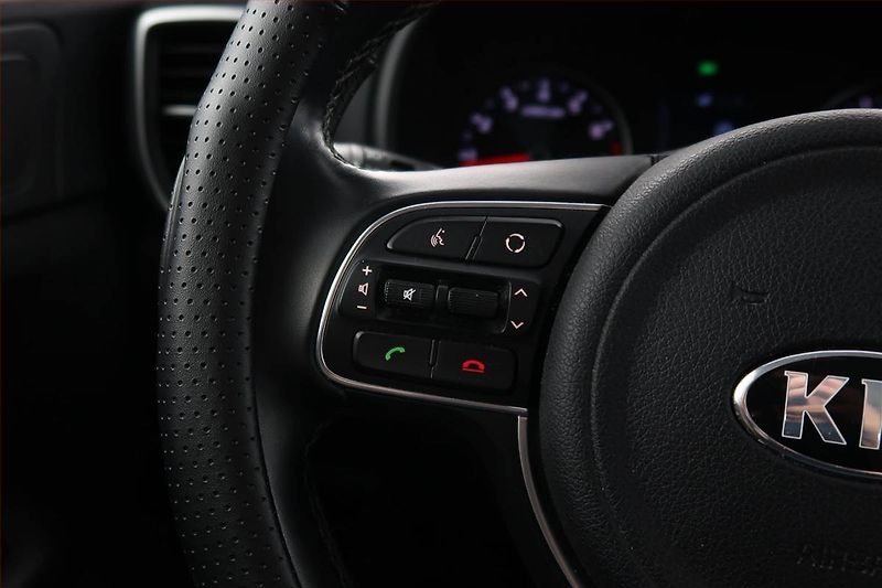 Kia Sportage (2018) 1.6 GDI, ČR,1.maj, Serv.kniha - fotka 13 z 17