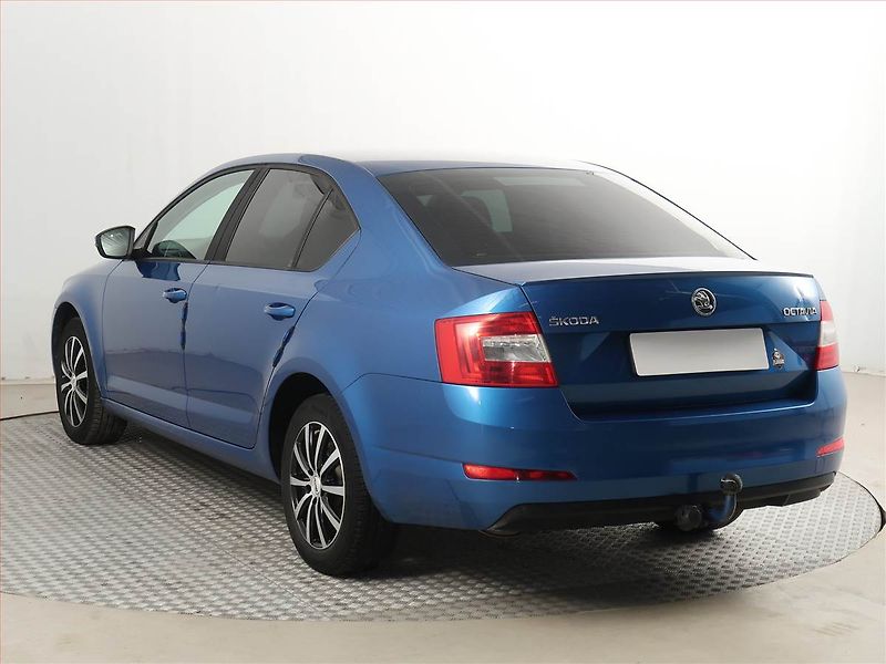 Škoda Octavia (2015) Ambition 1.4 TSI, Tempomat - fotka 4 z 15