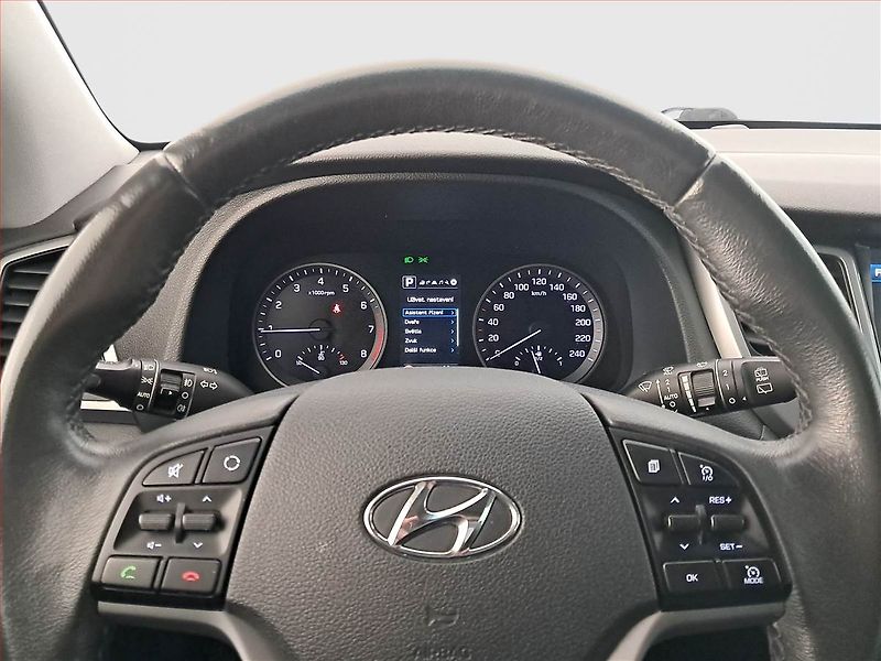 Hyundai Tucson (2017) Premium 1.6 T-GDI, 4X4 - fotka 16 z 16