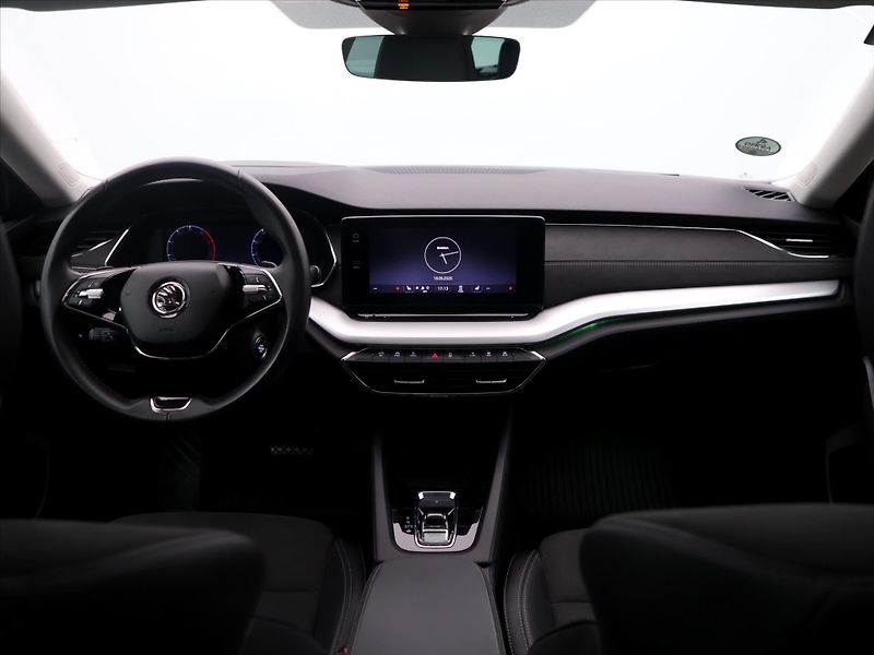 Škoda Octavia 2,0 TDI 110kW DSG CZ PANO STYL - fotka 26 z 33