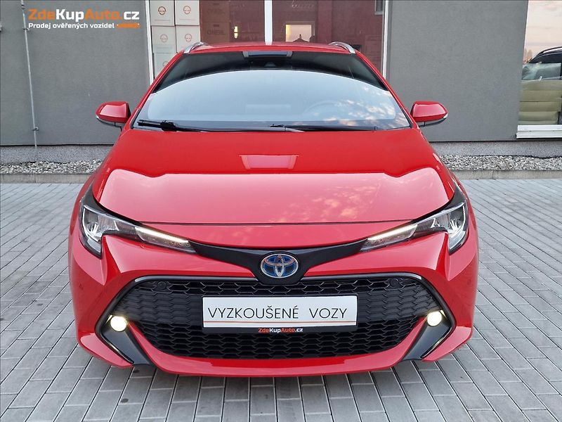 Toyota Corolla 1.8 Hybrid Comfort, ČR,1.Maj. - fotka 4 z 46
