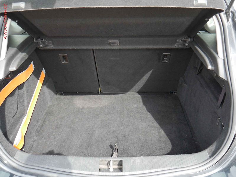 Opel Astra (2013) 1.4T, ČR, Klima - fotka 7 z 19