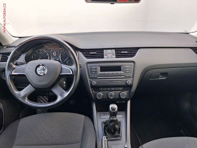 Škoda Octavia (2013) 1.4 TSi, Active, TZ, +kola - fotka 8 z 18
