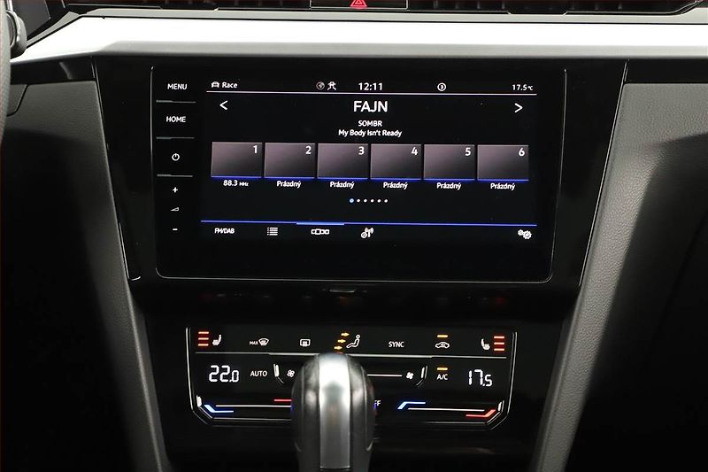 Volkswagen Arteon (2022) R-line R 2.0 TSI 4Motion - fotka 11 z 21