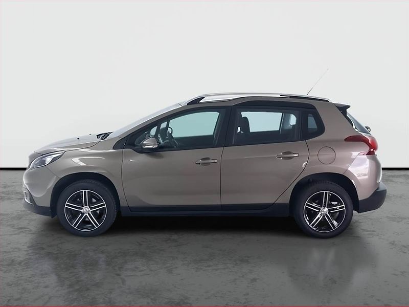 Peugeot 2008 (2017) 1.2 PureTech, ČR,1.maj - fotka 3 z 17