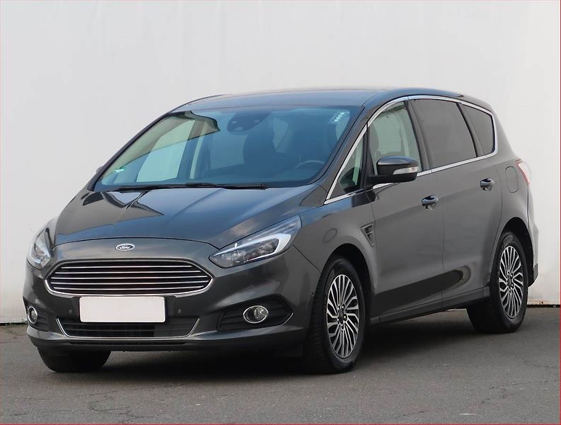 Ford S-MAX (2018) Titanium 2.0 EcoBlue, Automat - fotka 2 z 22