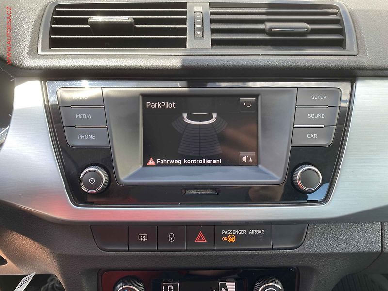 Škoda Fabia (2014) 1.2 TSi, AC, tempo - fotka 17 z 17