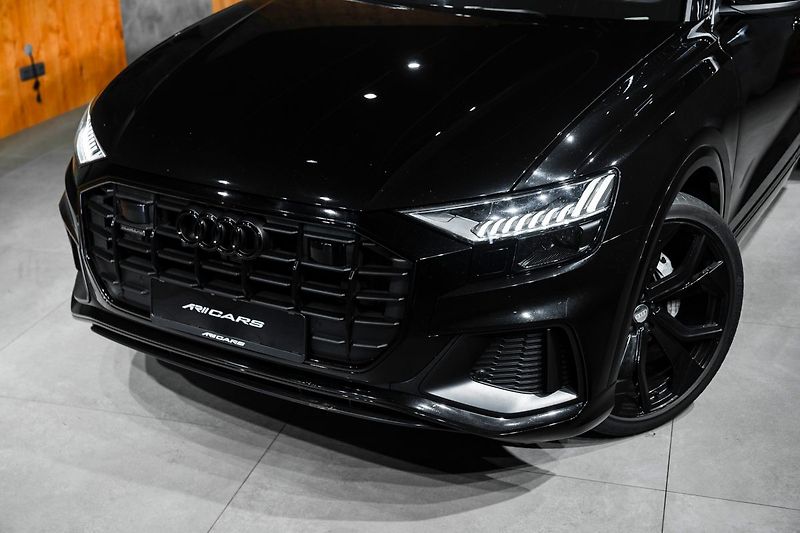 Audi Q8 - fotka 4 z 22