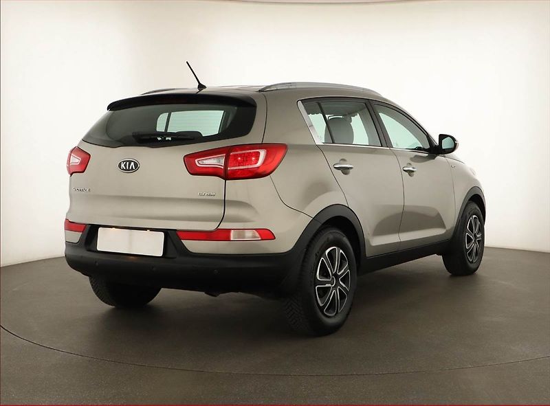Kia Sportage (2012) 2.0 CRDi, 4X4, Automat - fotka 5 z 14