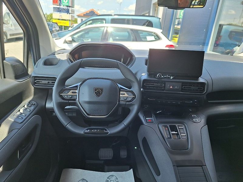 Peugeot Rifter (2026) LONG GT BHDi 130 EAT8 - fotka 13 z 19