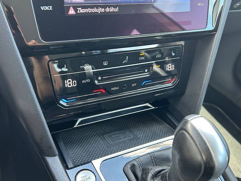 Volkswagen Arteon Elegance 7DSG 2,0TDI - fotka 21 z 26