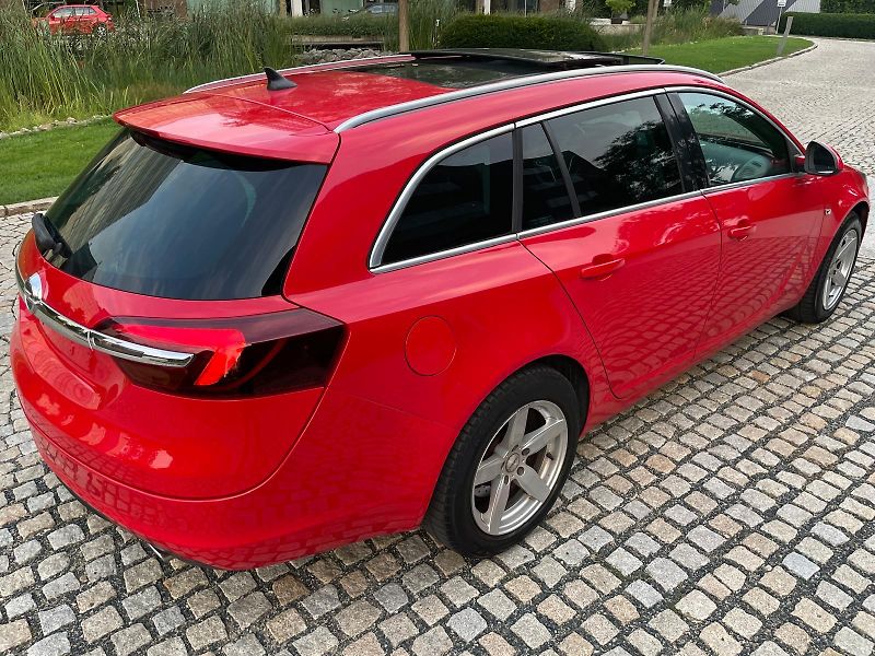 Opel Insignia 2.0CDT 4x4 AUT KAMERA SERVISKA - fotka 10 z 45