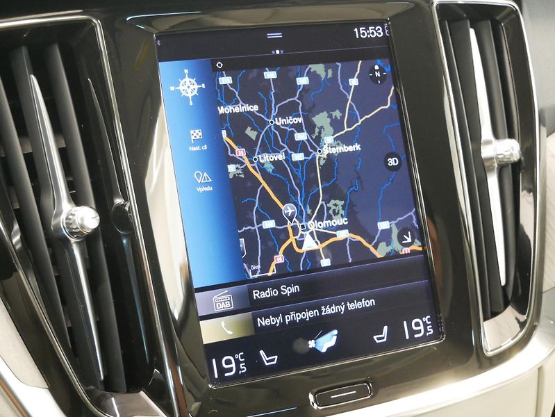 Volvo V60 - fotka 17 z 30