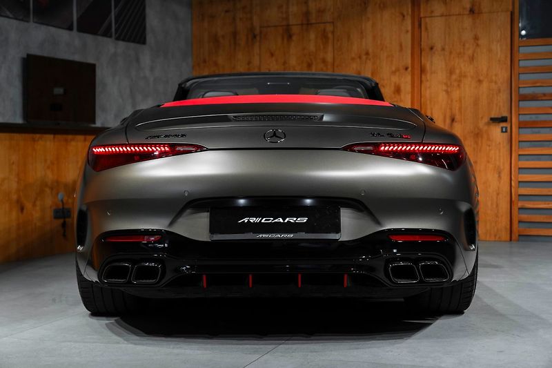 Mercedes-Benz SL - fotka 17 z 19