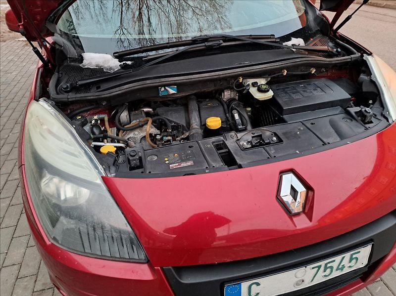 Renault Scénic 1,5 dCi - fotka 37 z 39