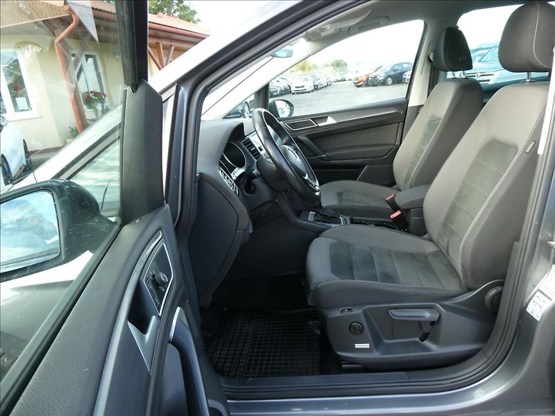 Volkswagen Golf Sportsvan 1,5 TSi 110kW DSG,závěs,naviga - fotka 21 z 43