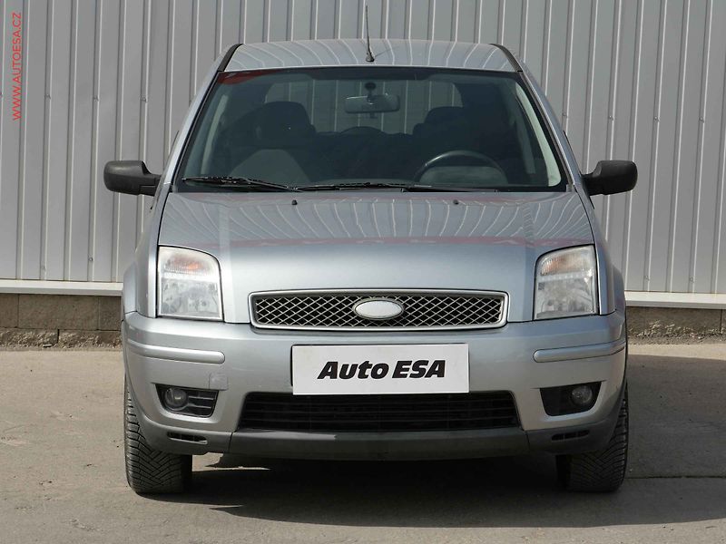 Ford Fusion (2004) 1.6i, AC, TZ - fotka 2 z 14