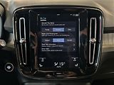 Volvo XC40 D4 140kW AWD, INSCRIPTION, DPH - náhled 17