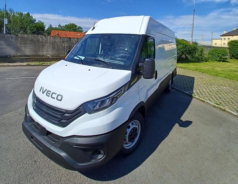 Iveco Daily (2026) 35S16 V 12m3, automat - fotografie inzerátu