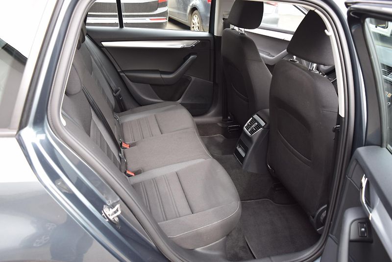 Škoda Octavia (2018) 1.5TSI 110kw AMBITION NAVI OPS - fotka 41 z 46