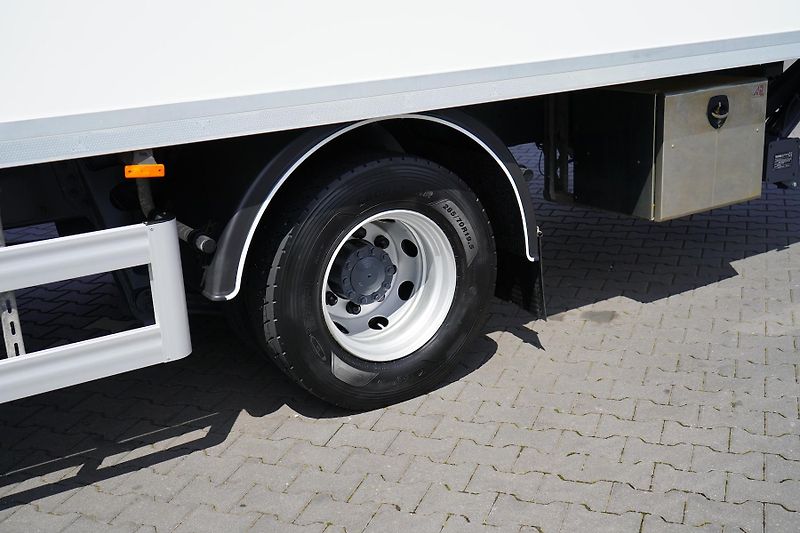 DAF LF 260 / EURO 6 / ACC / IZOTERMA  - fotka 19 z 47
