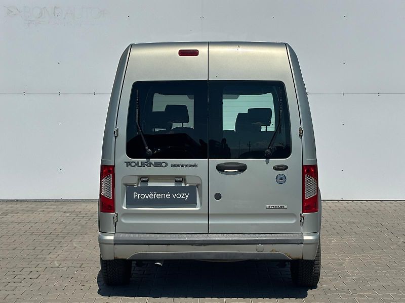 Ford Tourneo Connect 1.8 TDCi 66kW - fotka 9 z 23