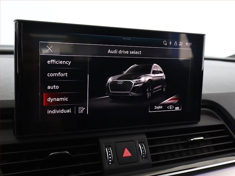Audi Q5 (2023) 40 TDI - fotka 16 z 23