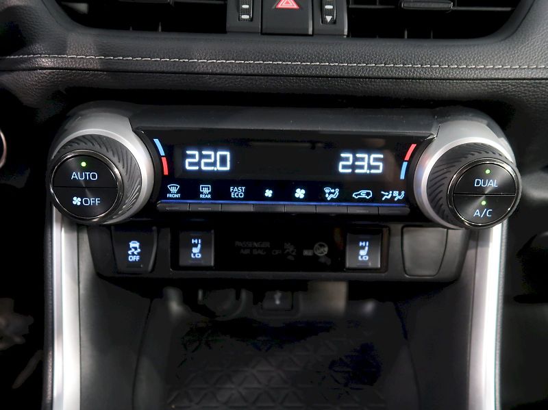 Toyota RAV4 (2021) ACTIVE 2.5 HYBRID 131KW - fotka 25 z 32