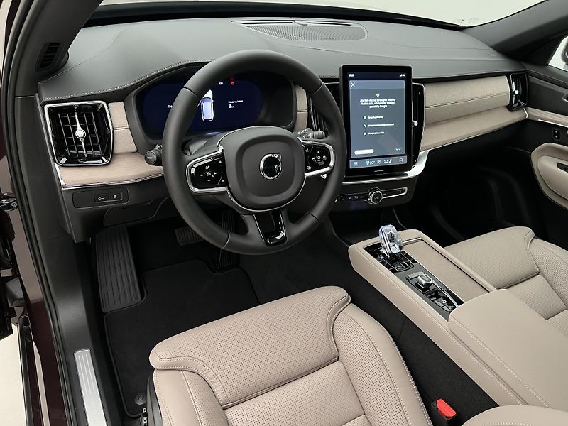 Volvo XC90 (2026) T8 AWD PLUS BRIGHT - fotka 2 z 47