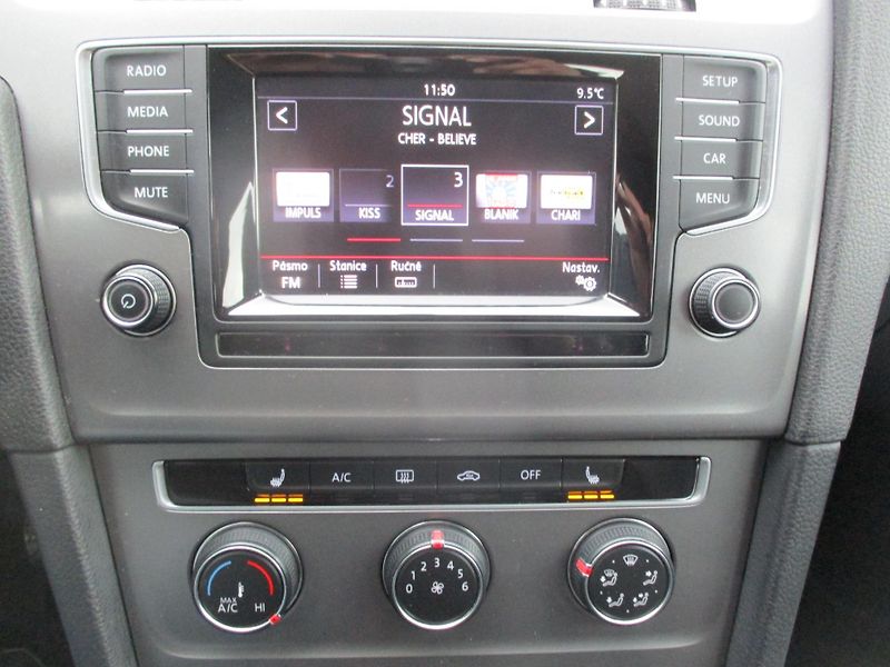 Volkswagen Golf TSi*77kW*VÝHŘEV*Z+L PNEU*TOP  - fotka 18 z 47