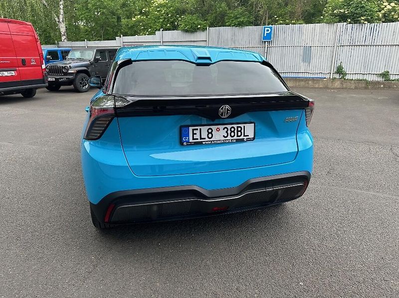 MG MG4 (2023) Electric Elegance (64 kWh) - fotka 8 z 37