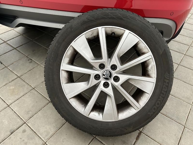 Škoda Kamiq 1.6 TDI Style - fotka 34 z 34