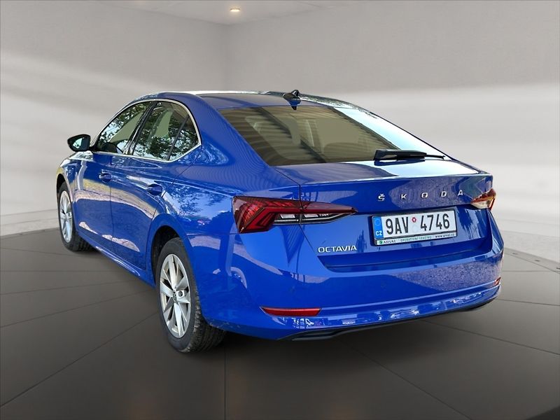 Škoda Octavia 2,0 TDI 85 Style 5d - fotka 4 z 11