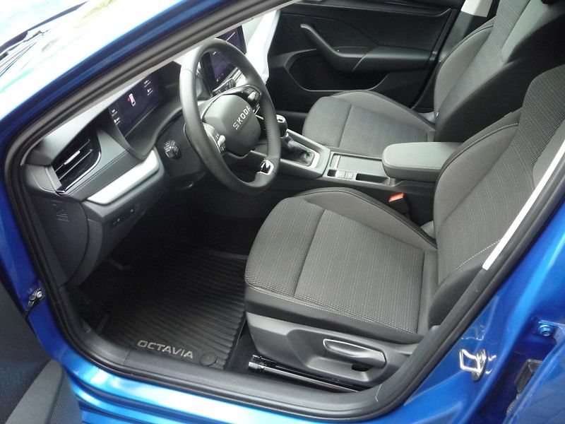 Škoda Octavia (2025) Combi 1,5TSi 85kW Selection - fotka 7 z 25