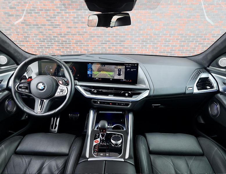 BMW XM (2023) 4.4 V8 ehybrid 480 KW - fotka 3 z 57