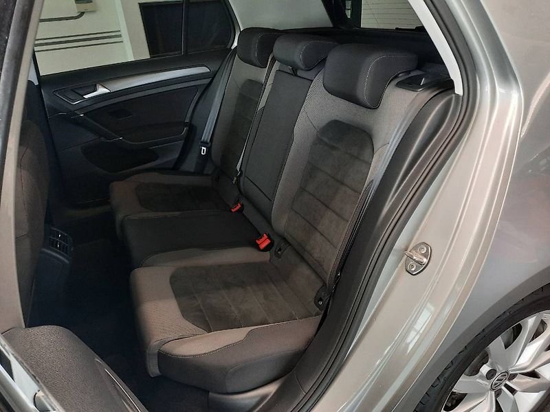 Volkswagen Golf (2019) Maraton Edition 1.5 TSI (96kW1 - fotka 9 z 27