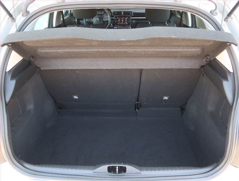 Mazda 2 (2009) 1.3 i, zamluveno - fotka 13 z 16