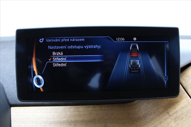BMW i3 60aH 125kW NAVI LED ČR - fotka 19 z 25