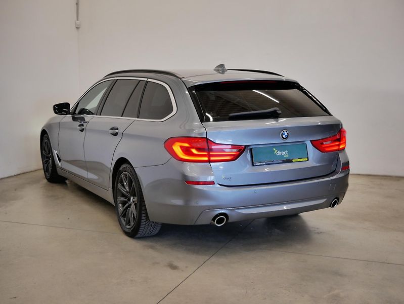BMW Řada 5 - fotka 7 z 28