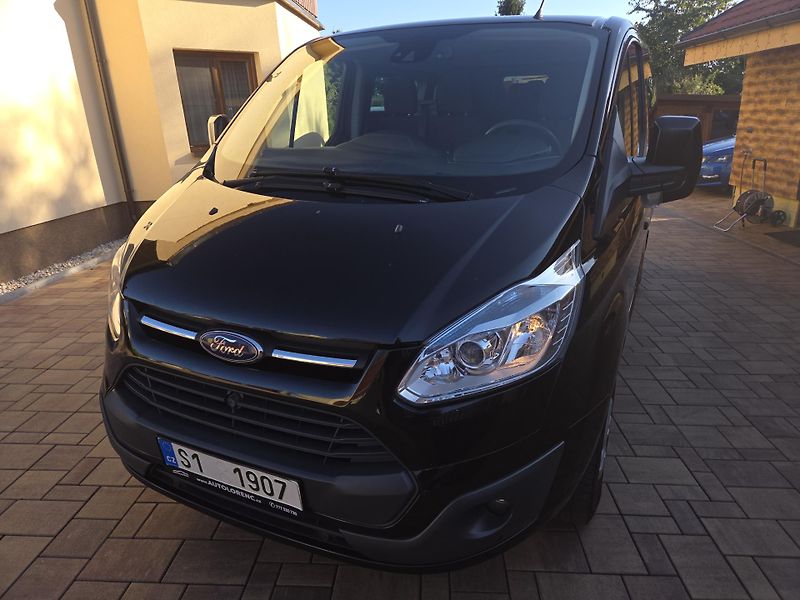 Ford Transit Custom 2.2TDCI L2 114kw 6míst - fotka 4 z 42