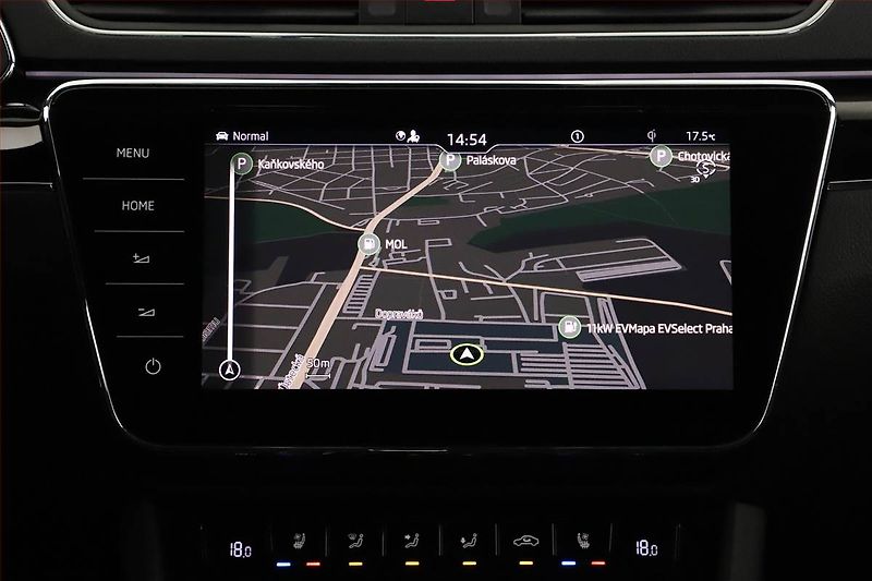 Škoda Superb (2023) Laurin&Klement 2.0 TDI - fotka 17 z 20