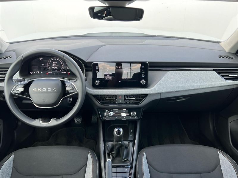 Škoda Kamiq 1,0 TSi 85kW SELECTION - fotka 5 z 24